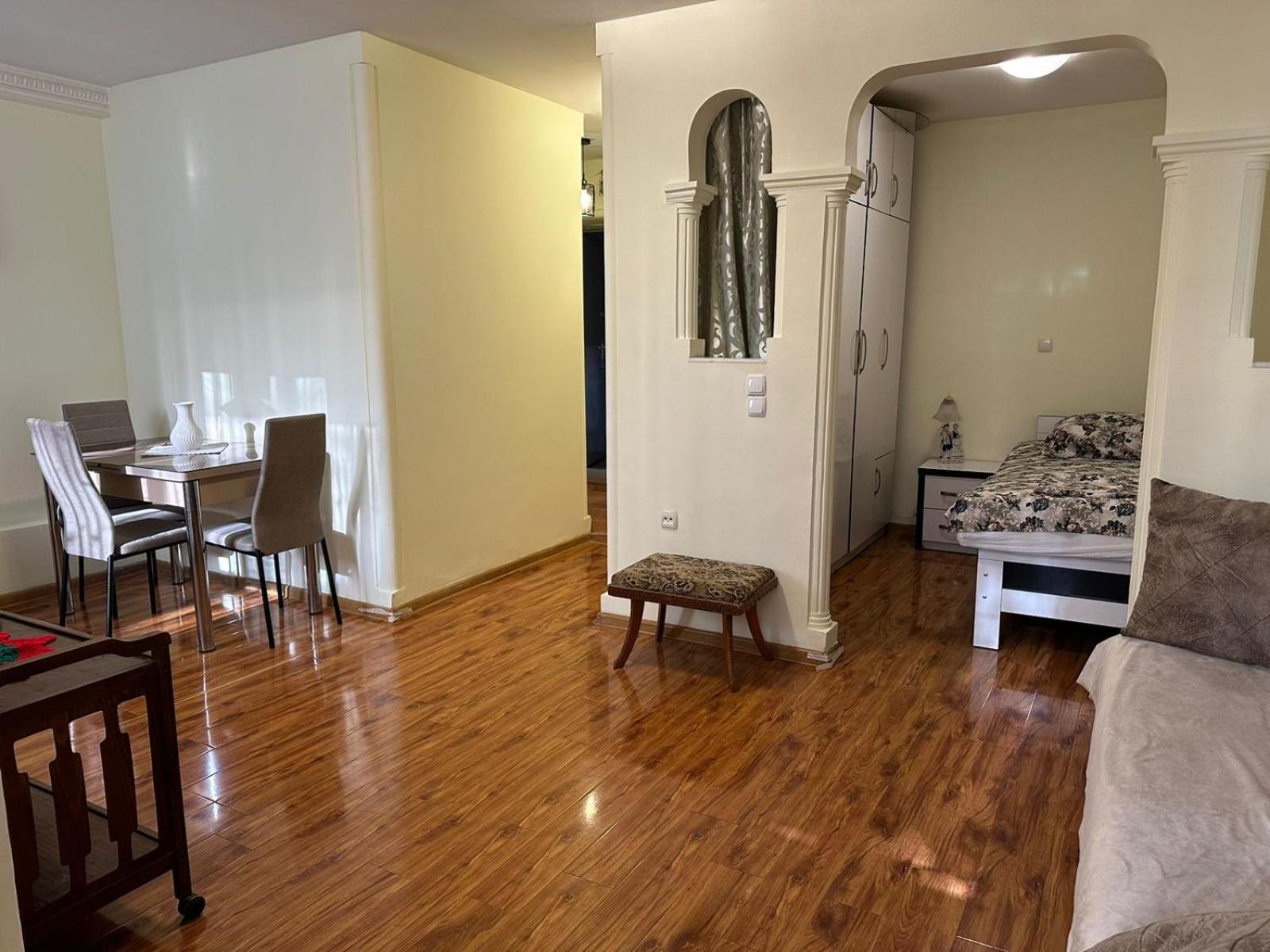 Apartament House At Ortachala Tbilisi Zewnętrze zdjęcie