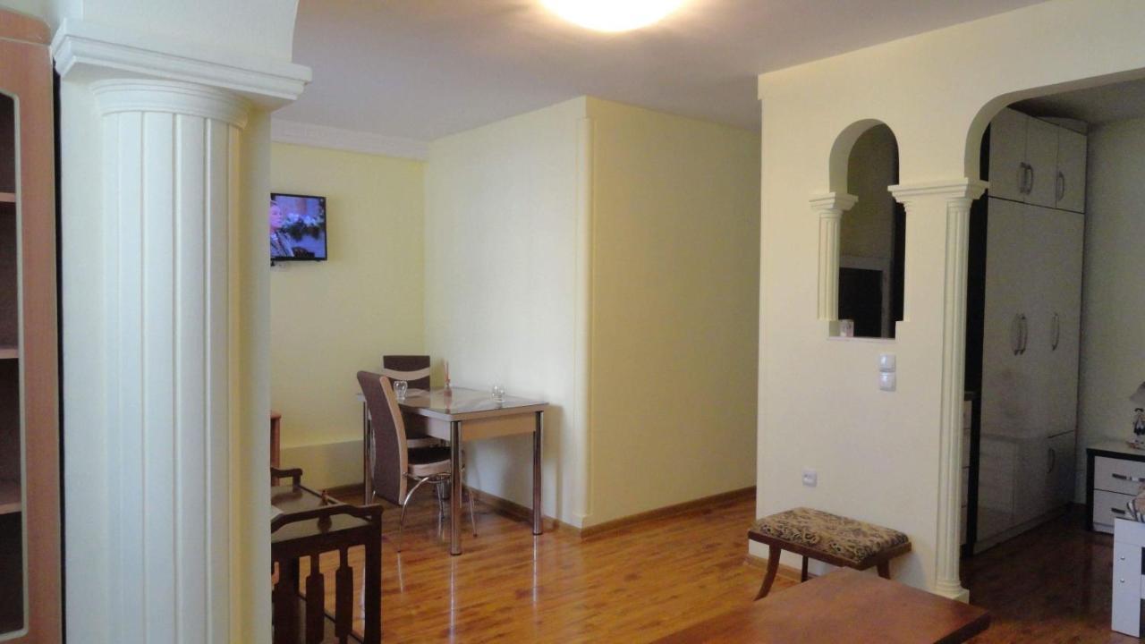 Apartament House At Ortachala Tbilisi Zewnętrze zdjęcie